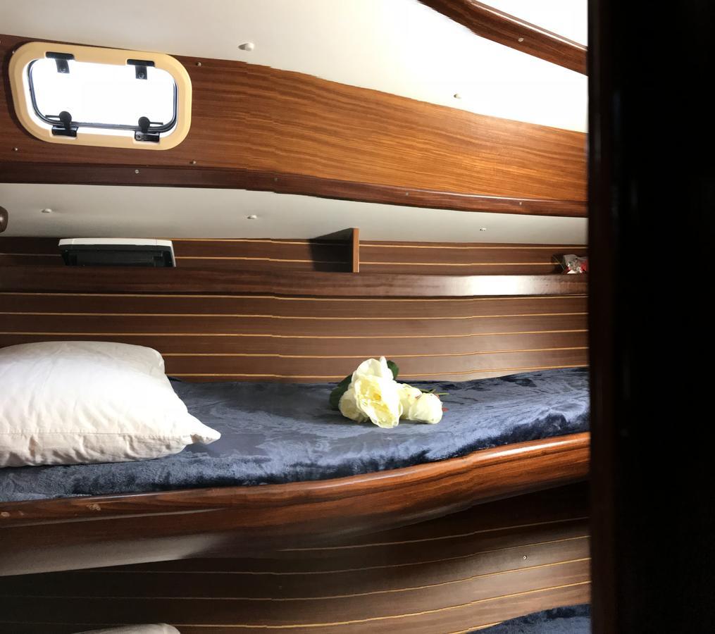 Bed&Boat Eolo 3 Hotel Venetië Buitenkant foto